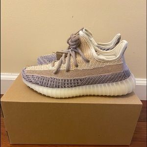No longer available Yeezy Boost 350 V2